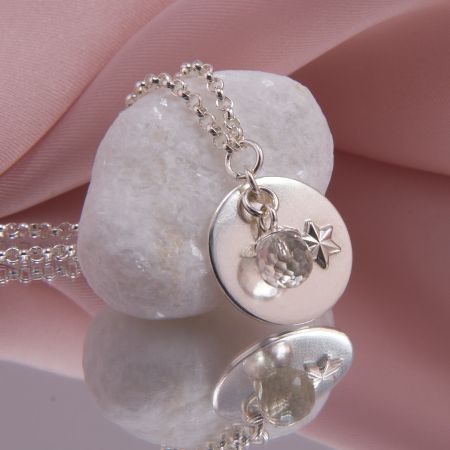 Silberkette mit Bergkristall und Anhänger, 45 cm lang